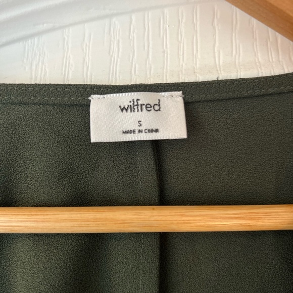 Aritzia Wilfred Reign Blouse in Forest Green - Picture 2 of 2